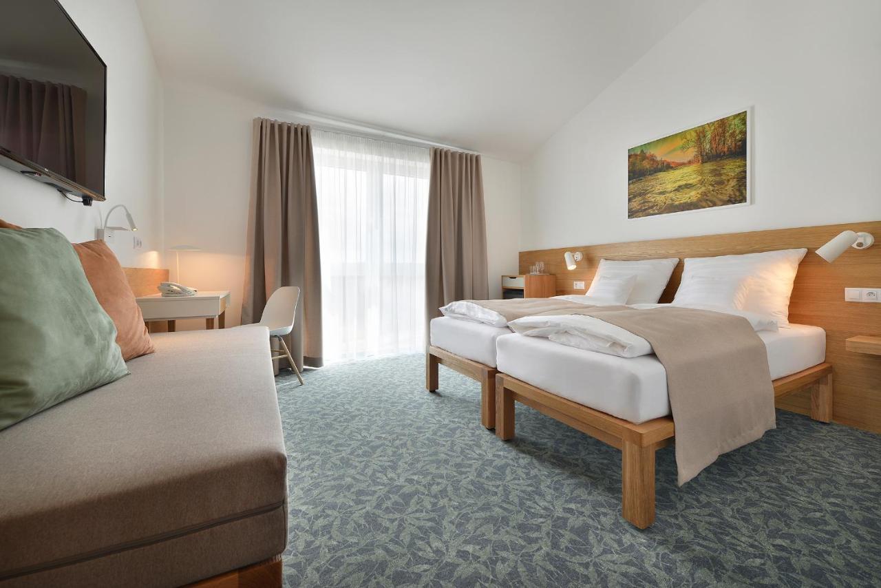Wellness Hotel Happy Star Hnanice  Εξωτερικό φωτογραφία
