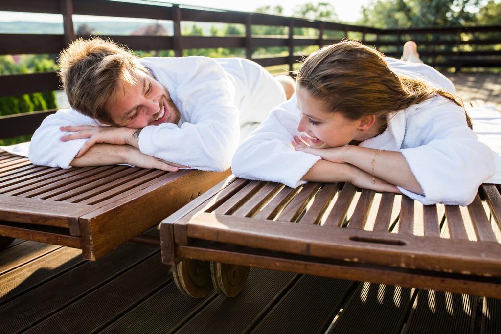 Wellness Hotel Happy Star Hnanice  Εξωτερικό φωτογραφία