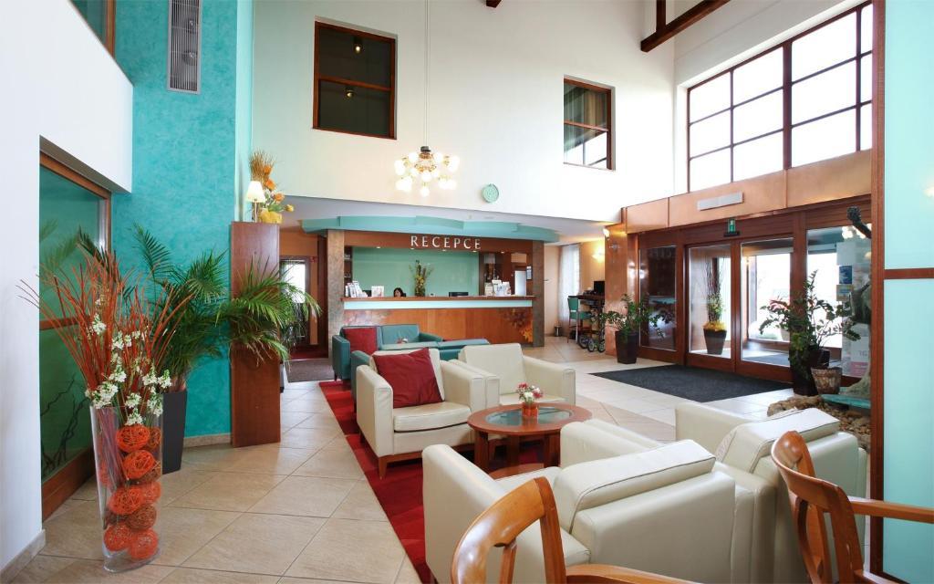 Wellness Hotel Happy Star Hnanice  Εξωτερικό φωτογραφία